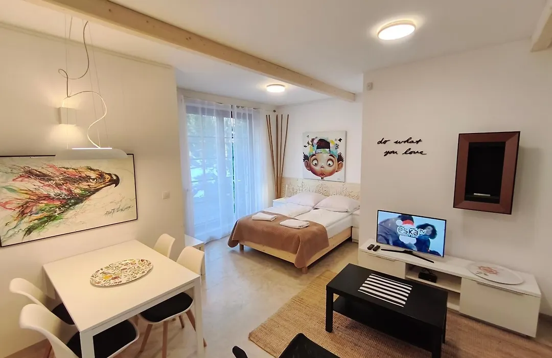 Willa Gusia, Apartamenty-1